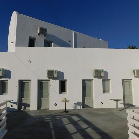 Fira Capital Rooms Fira (Santorini) Exterior photo